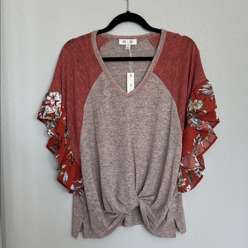 She + Sky Red and Brown Ruffle Wide Sleeve Top
